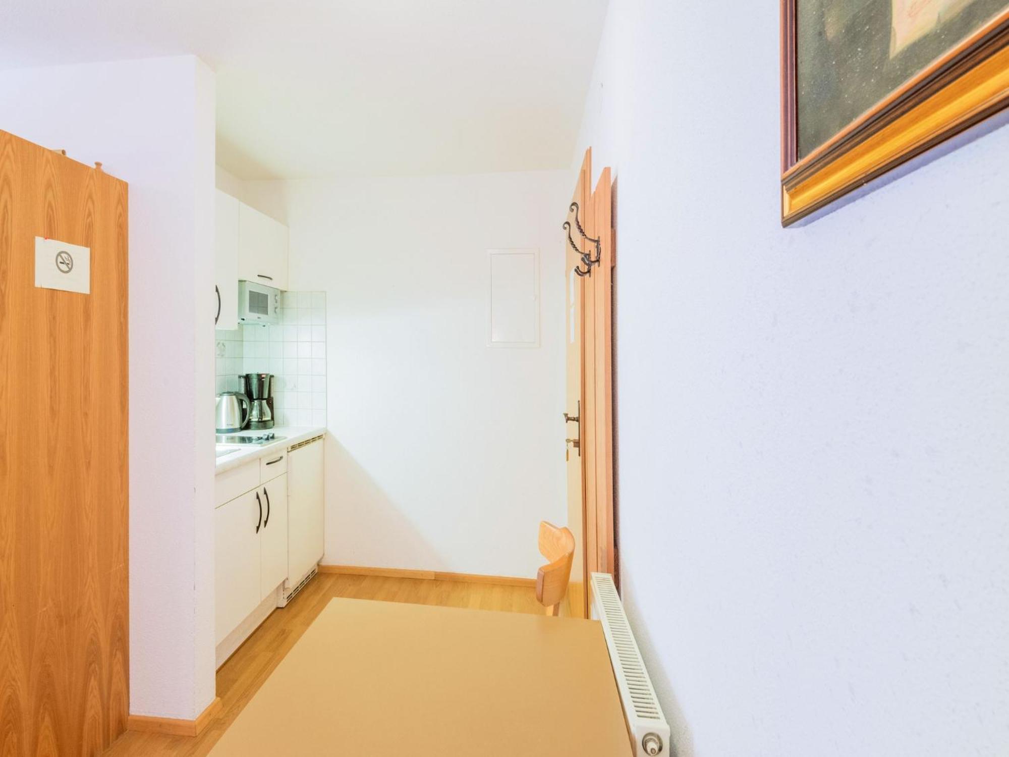 Comfortable apartment in Längenfeld with ski storage Exteriör bild